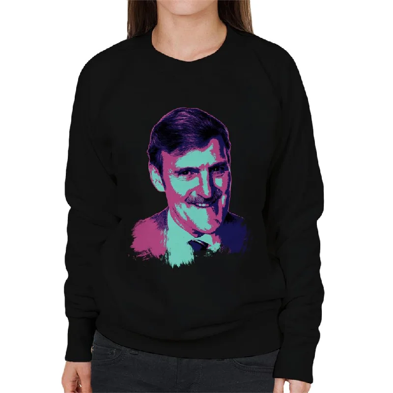TV Times Jimmy Hill Sports Presenter Pop Art Stylised Women's Sweatshirt Hoodie with Oversized Fit Loose Comfortable TV Times Jimmy Hill Sports Presenter Pop Art Stylised Women's Sweatshirt Hoodie with Oversized Fit Loose Comfortable