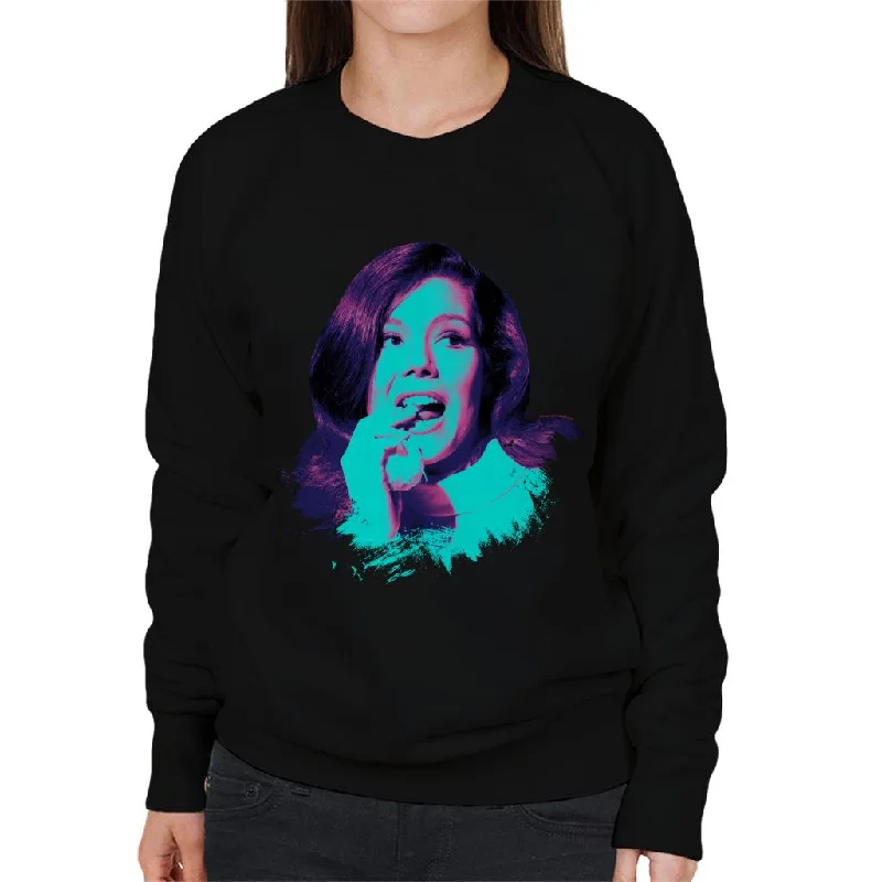 TV Times Diana Rigg Pop Art Stylised Women's Sweatshirt Hoodie with High-Low Hem Asymmetrical Trendy TV Times Diana Rigg Pop Art Stylised Women's Sweatshirt Hoodie with High-Low Hem Asymmetrical Trendy