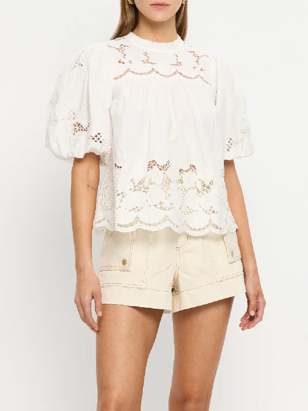 Beth Blouse Peter Pan Collar Blouse