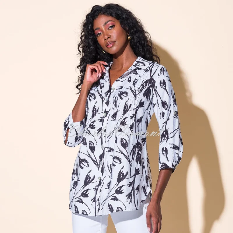 Alison Sheri Floral Print Blouse - Style A43348 Casual Relaxed Fit Blouse