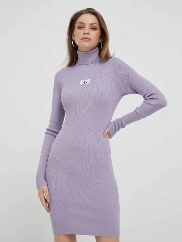 Γυναικείο φόρεμα BADGE ROLL NECK SWEATER DRESS J20J221690PCI | J20J221690PCI Handmade Hand-knitted Hand-woven Γυναικείο φόρεμα BADGE ROLL NECK SWEATER DRESS J20J221690PCI | J20J221690PCI Handmade Hand-knitted Hand-woven