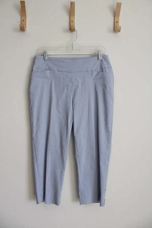 Zac & Rachel Light Blue Capri Pants | 12 Fashionable Button-Up Pants