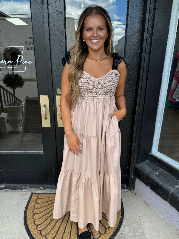 Taupe & black tiered maxi dress Fashionable Maxi Dress with Fringe