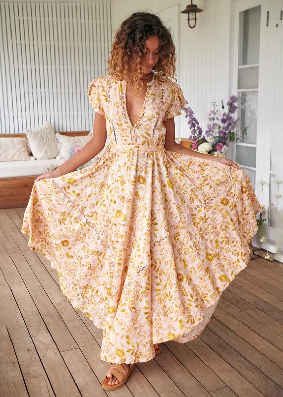 Suki Maxi Dress Chic Sleeveless Maxi Dress