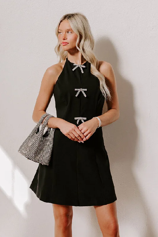 Chic Coquette Halter Mini Dress Fashionable Off-Shoulder Mini Dress