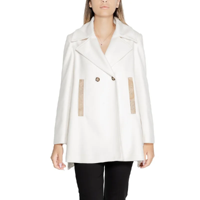 Alviero Martini Prima Classe White Polyester Jackets & Coat Zippered Jacket Buttoned Jacket Snapped Jacket Alviero Martini Prima Classe White Polyester Jackets & Coat Zippered Jacket Buttoned Jacket Snapped Jacket