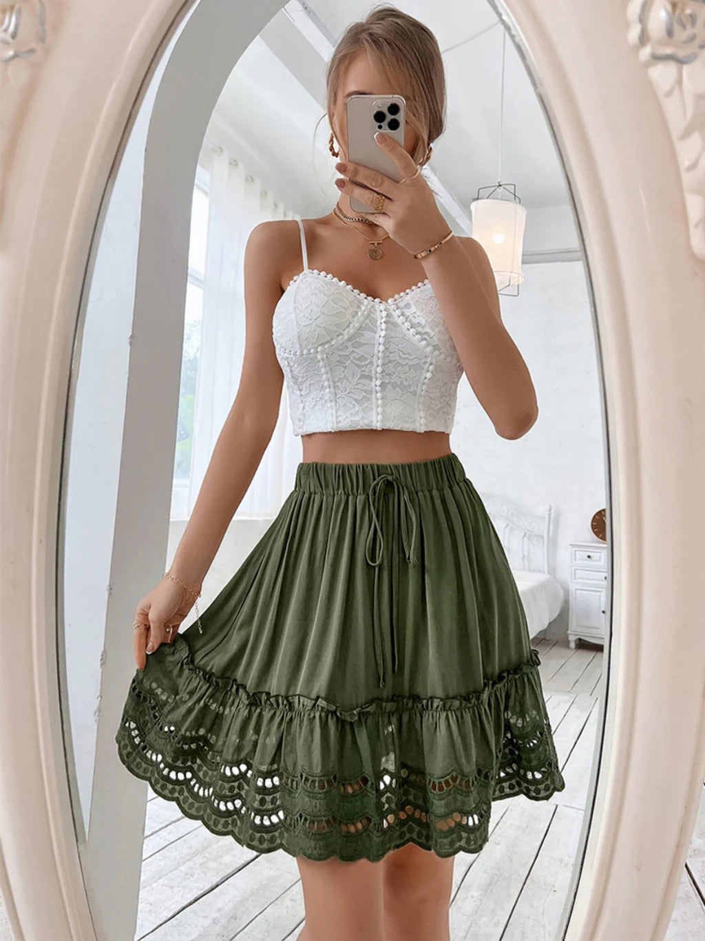 WOMEN GREEN LACE STITCHING SKIRT satin skirt smooth
