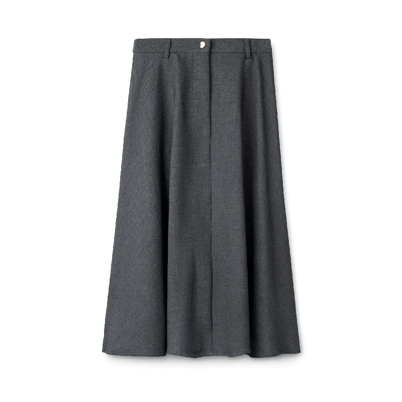 Signature Short Skirt IN: Light Grey relaxed fit skirt